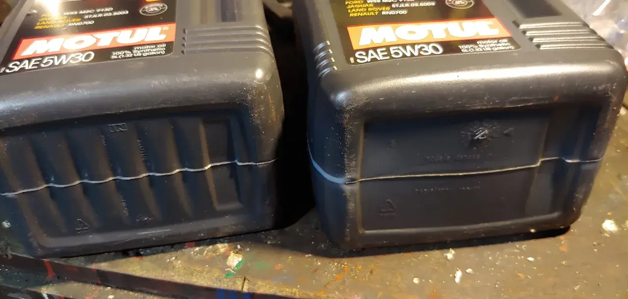 Motul X-clean 5W-30: Jaki wariant wybrać i jak unikać podróbek?
