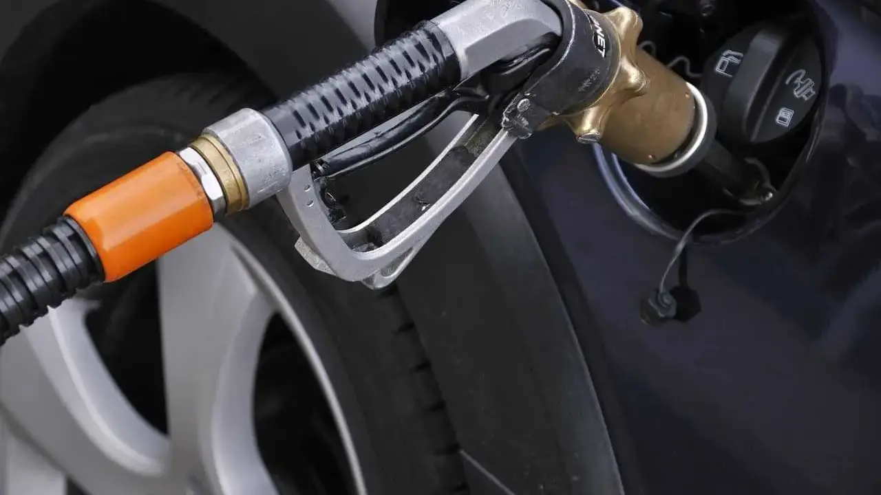 Homologacja butli LPG: Ile lat? Legalizacja, koszty, kary