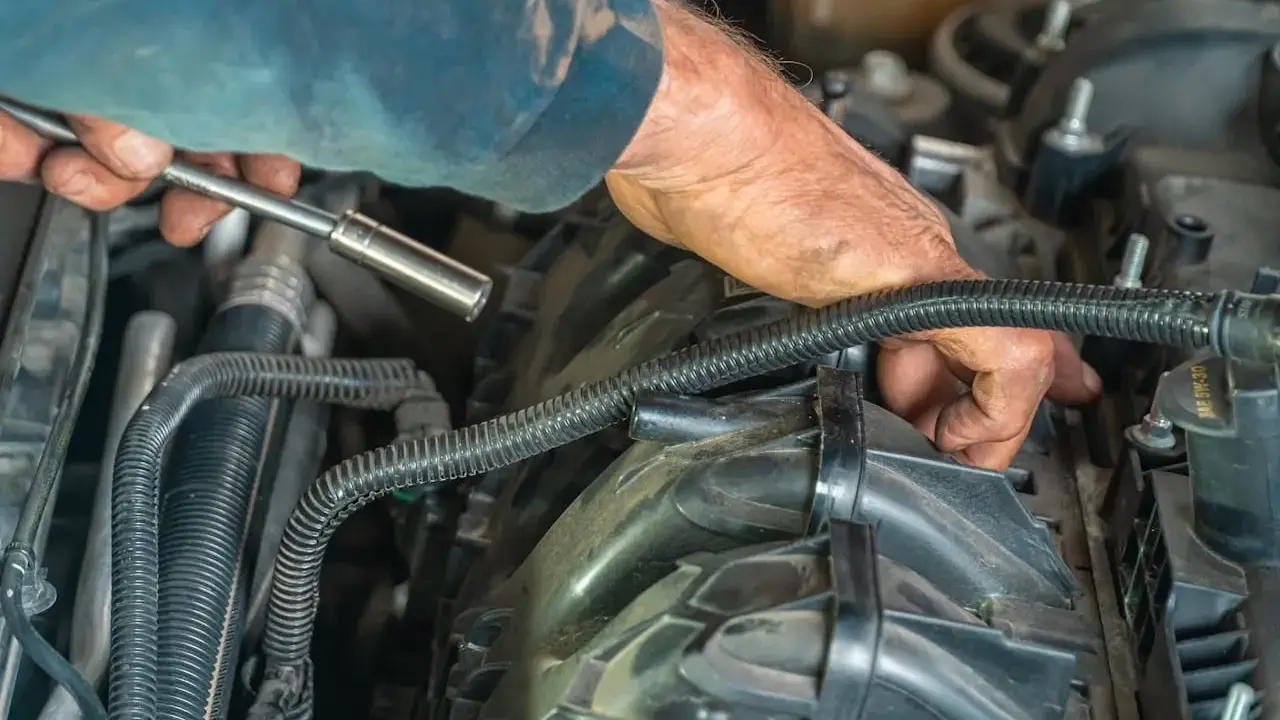 Diesel nie pali? Montaż zaworu zwrotnego: Gdzie i jak?