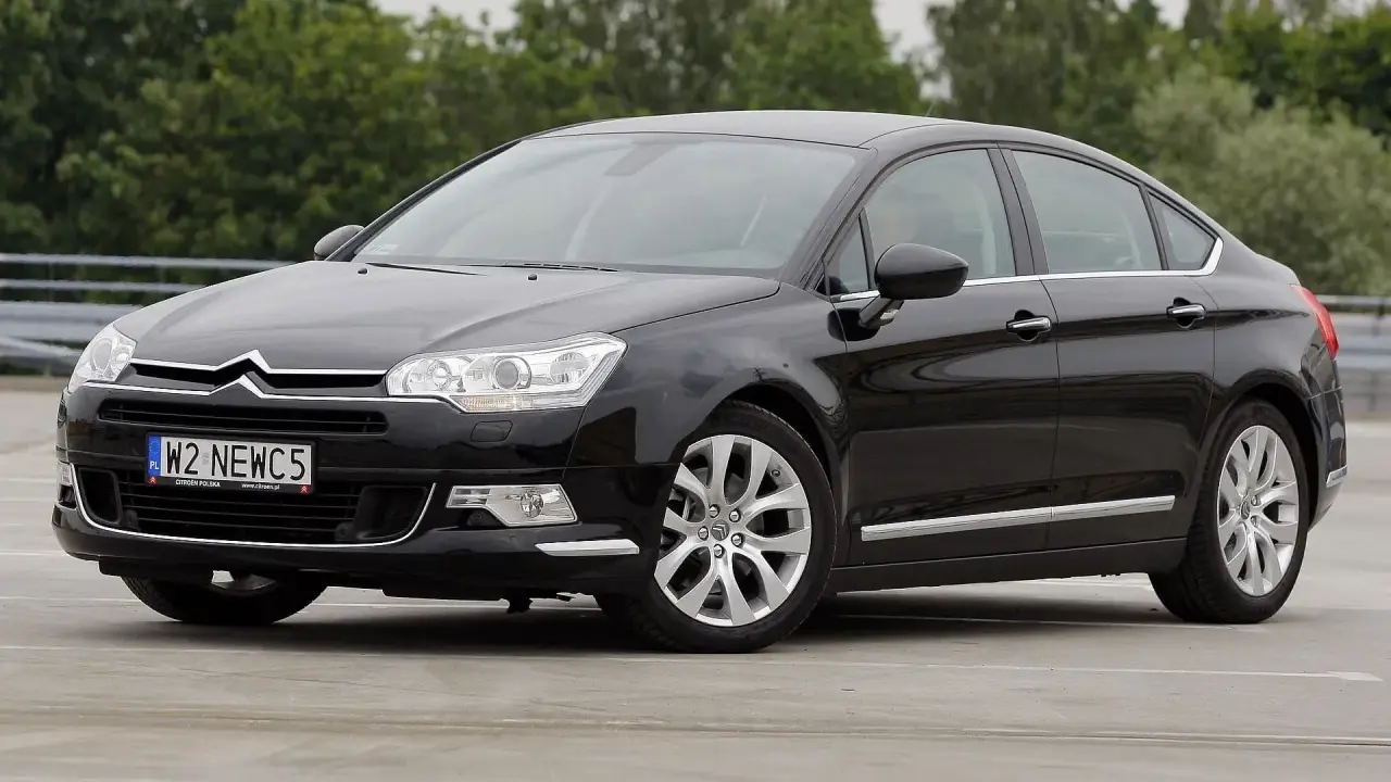 Citroen C5 III LPG: Jaki silnik? Wybierz mądrze, uniknij awarii!