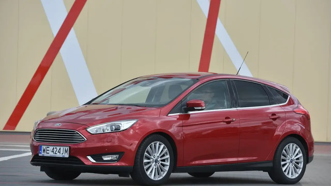 Ile pali Ford Focus 1.6 benzyna? Prawda o spalaniu i LPG