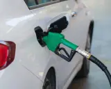 Dlaczego diesel jest droższy od benzyny? Wszystko, co musisz wiedzieć.