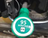 Czy 95 to benzyna? Wszystko o E10, 98 i tankowaniu bez pomyłek