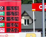 Ile kosztuje litr benzyny? Ceny, prognozy i jak oszczędzać