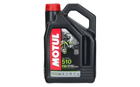 Motul 2T: 510, 710, 800 Który olej wybrać? Uniknij błędów