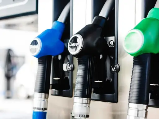 Diesel czy benzyna: Który przyspiesza lepiej? Prawda o dynamice