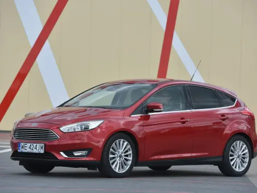 Ile pali Ford Focus 1.6 benzyna? Prawda o spalaniu i LPG