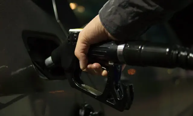LPG vs Propan-Butan: Co tankujesz zimą, a co latem?