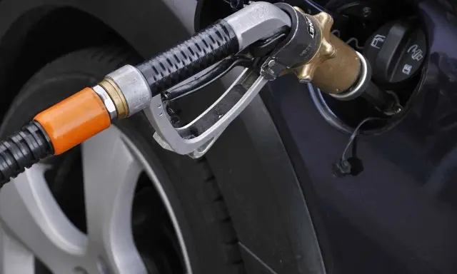 Homologacja butli LPG: Ile lat? Legalizacja, koszty, kary